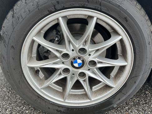 Used 2003 BMW Z4 2.5i RWD image 14