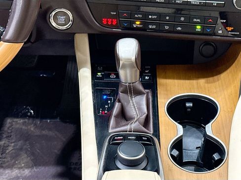 Used 2019 Lexus RX 350 FWD w/ Premium Package image 26