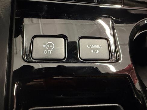 Used 2025 Nissan Murano SV AWD/4WD image 40