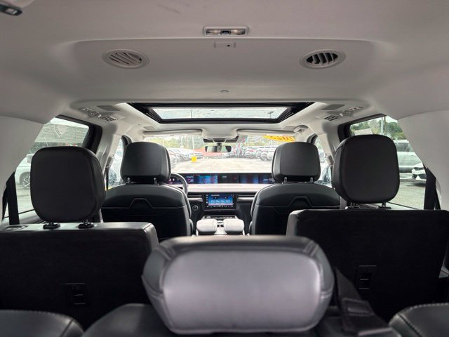 Used 2025 Lincoln Navigator Reserve AWD/4WD image 35