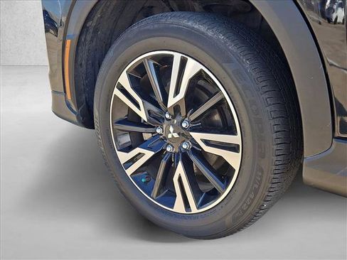 Used 2023 Mitsubishi Eclipse Cross SE image 23