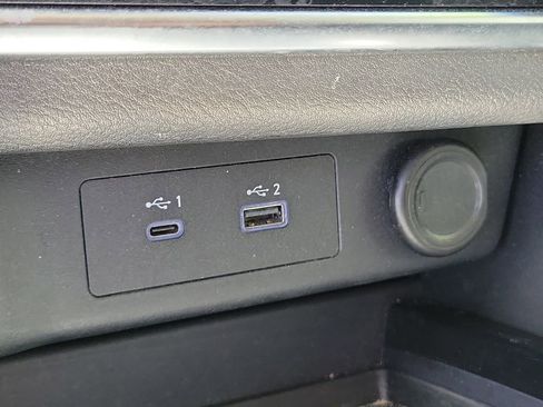 Used 2023 Nissan Rogue S FWD image 29