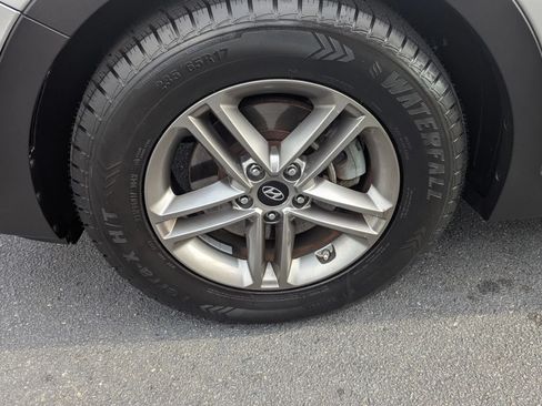 Used 2018 Hyundai Santa Fe Sport AWD/4WD image 25