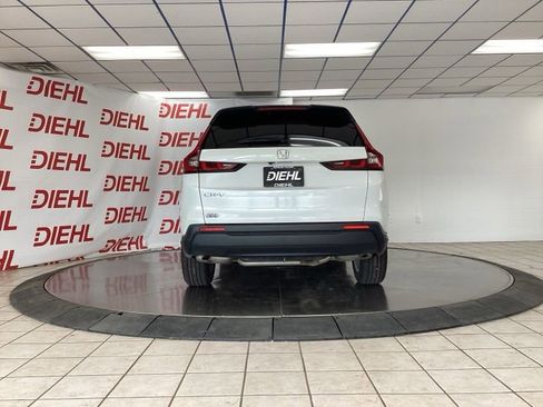 Used 2023 Honda CR-V EX image 6