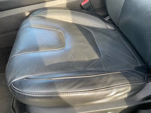 Used 2017 Ford Edge Titanium FWD image 41