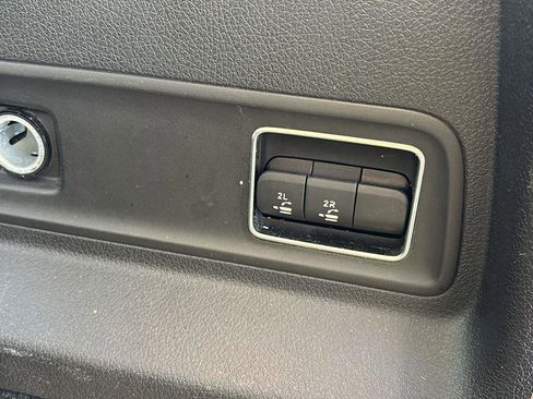 Used 2022 Mercedes-Benz GLE 350 image 21