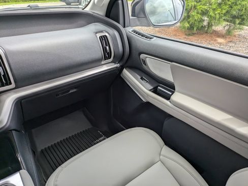 New 2026 Ford Expedition Max Active RWD image 18