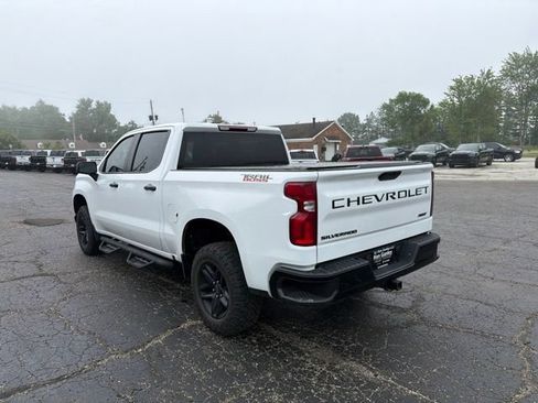 Used 2022 Chevrolet Silverado 1500 Custom Trail Boss AWD/4WD image 6