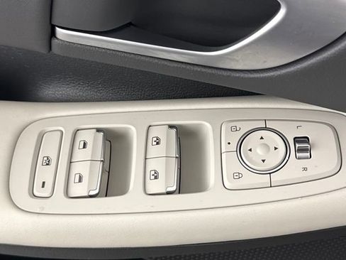 Used 2025 Hyundai Sonata SEL image 24