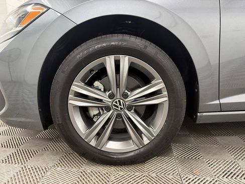 Used 2022 Volkswagen Jetta SE image 12