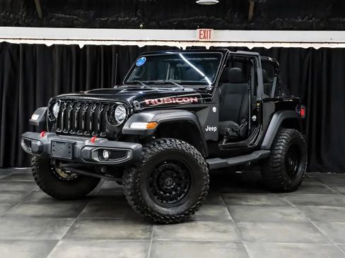 Used 2021 Jeep Wrangler Sport AWD/4WD image 2