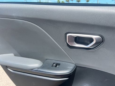 Used 2025 Kia K4 FWD image 27