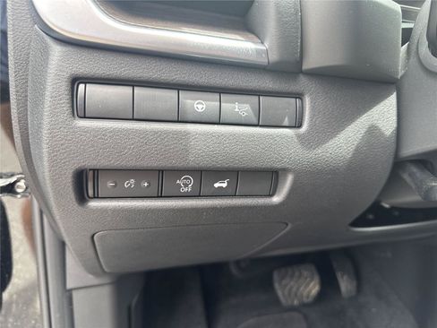 Used 2026 Nissan Rogue Platinum w/ Platinum Premium Package AWD/4WD image 17