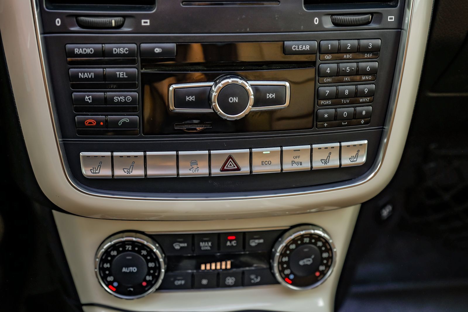 Used 2013 Mercedes-Benz G 63 AMG 4MATIC image 30