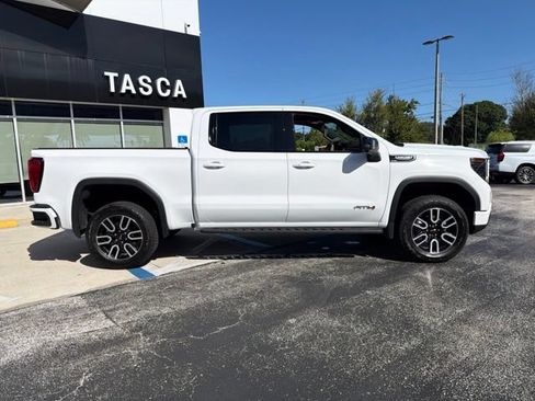Used 2026 GMC Sierra 1500 AT4 w/ AT4 Premium Package AWD/4WD image 9