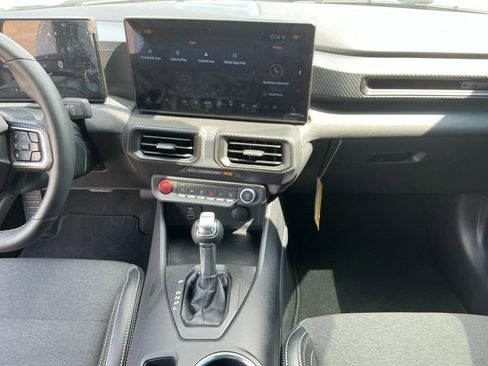 Used 2025 Ford Mustang Coupe image 20