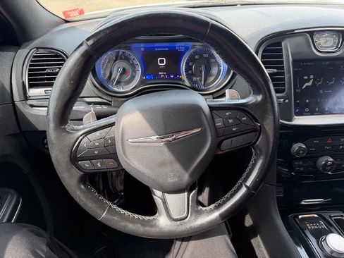 Used 2021 Chrysler 300 S RWD image 7