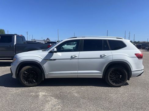 Used 2019 Volkswagen Atlas SE image 2