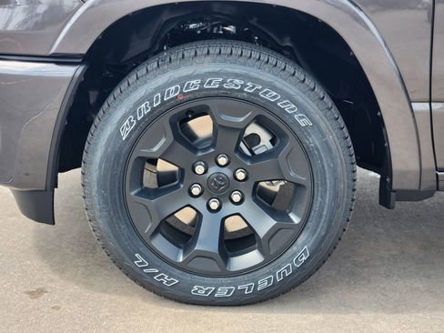 New 2026 RAM 1500 4x4 Crew Cab image 11