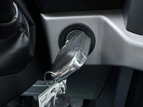 Used 2023 Ford F150 XLT w/ Trailer Tow Package image 34