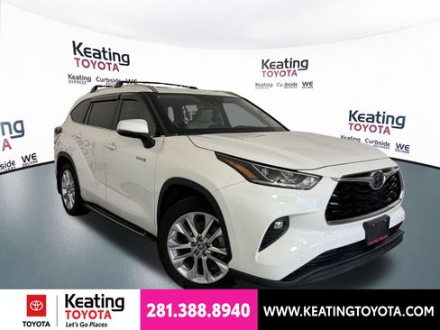 Used 2020 Toyota Highlander Limited FWD image 2
