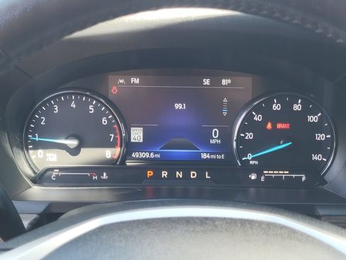 Used 2022 Ford Explorer Limited w/ Equipment Group 301A AWD/4WD image 17