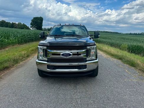 Used 2019 Ford F350 XL w/ STX Appearance Package AWD/4WD image 5