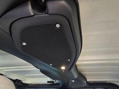 New 2026 Jeep Gladiator Willys AWD/4WD image 18