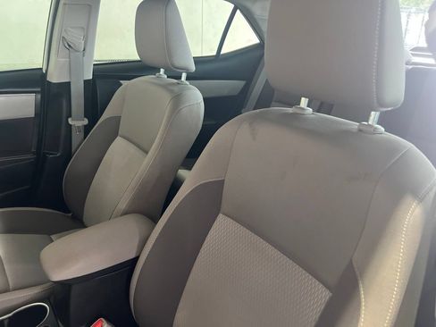 Used 2019 Toyota Corolla LE FWD image 3