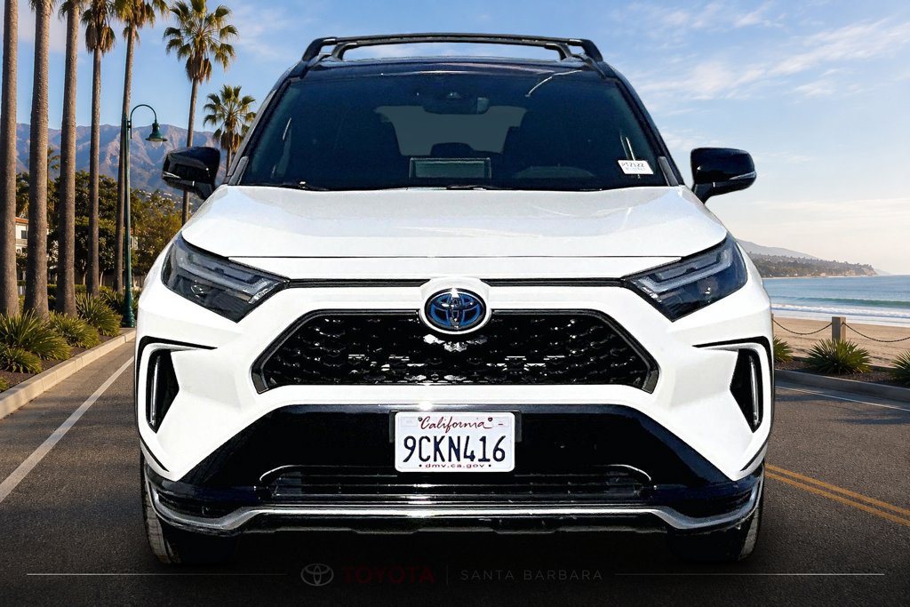 Used 2022 Toyota RAV4 XSE w/ Weather Package AWD/4WD image 2