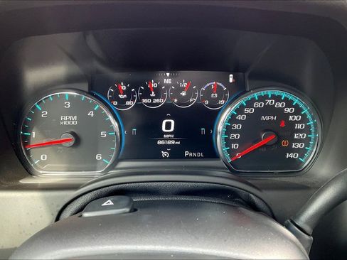 Used 2019 GMC Yukon XL Denali w/ Open Road Package image 22