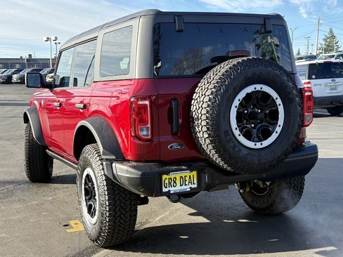 New 2025 Ford Bronco Big Bend w/ Black Diamond Package image 8