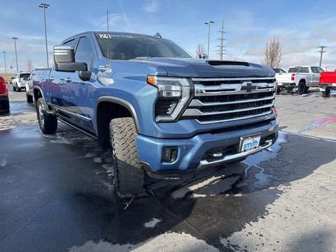 Certified 2024 Chevrolet Silverado 3500 High Country w/ Technology Package image 33