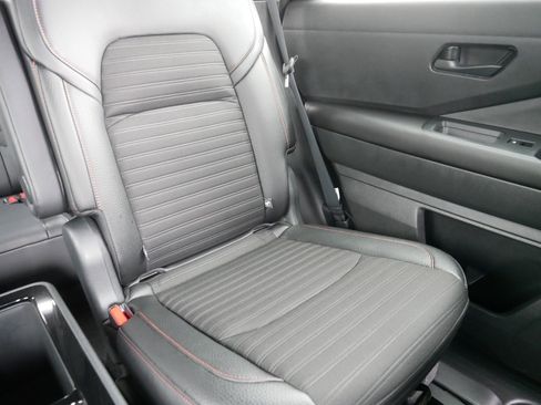 Certified 2025 Nissan Pathfinder Rock Creek image 14