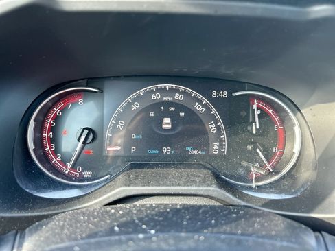 Used 2024 Toyota RAV4 LE FWD image 20