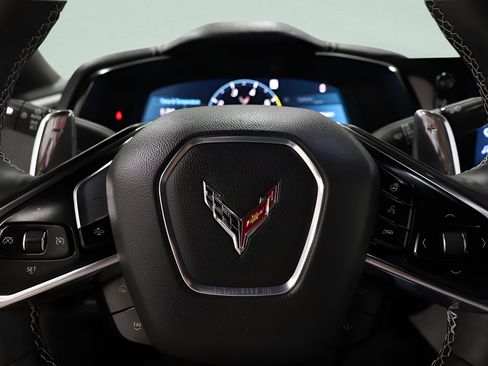 Used 2024 Chevrolet Corvette Stingray Preferred Cpe w/ Z51 Performance Package RWD image 15
