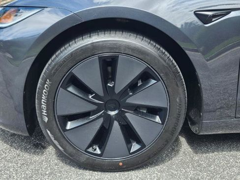 Used 2024 Tesla Model 3 Long Range RWD image 19