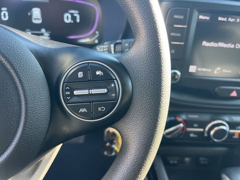 Certified 2023 Kia Soul LX FWD image 16