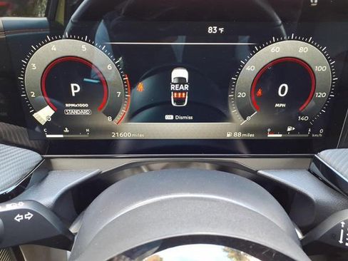 Used 2025 Nissan Kicks SR image 24