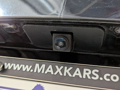 Used 2016 Cadillac Escalade Luxury image 54