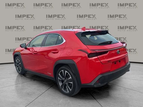 Used 2020 Lexus UX 250h 250h Base image 3