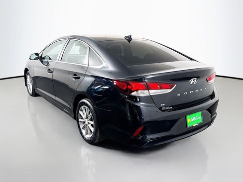 Used 2018 Hyundai Sonata SE w/ Cargo Package FWD image 7