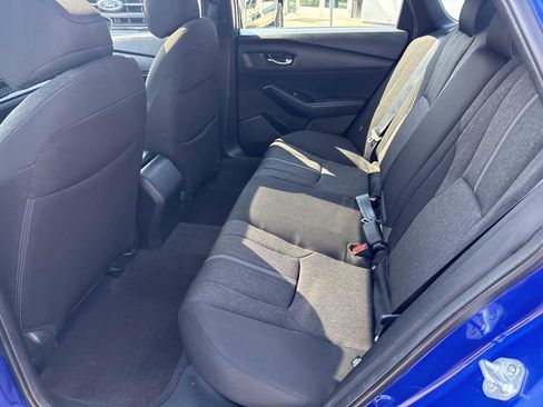 Used 2023 Honda Accord Sport image 15
