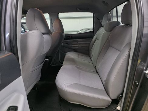 Used 2012 Toyota Tacoma 4x4 Double Cab w/ TRD Sport Pkg image 13