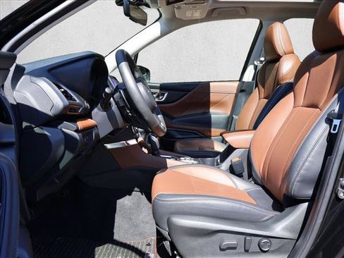 Used 2023 Subaru Forester Touring AWD/4WD image 21