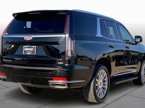 Used 2024 Cadillac Escalade Premium Luxury image 13
