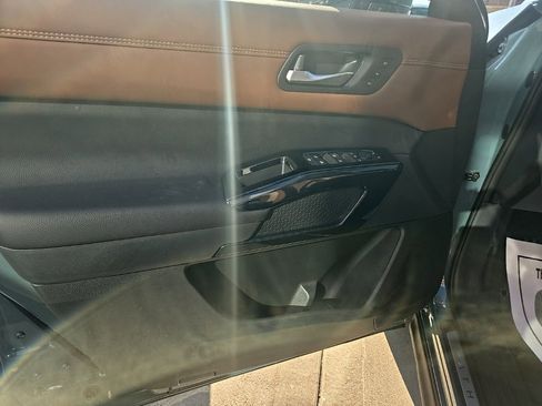 New 2026 Nissan Pathfinder Platinum image 11