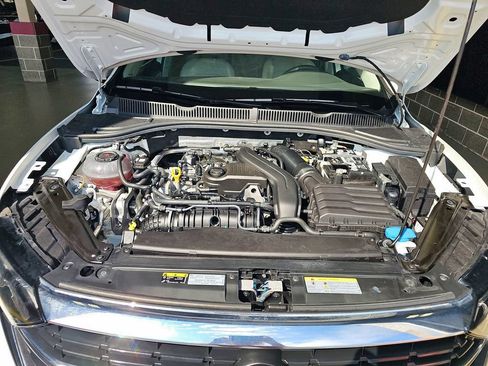 Used 2023 Volkswagen Jetta SE FWD image 17