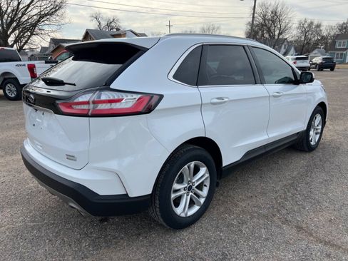Used 2019 Ford Edge SEL w/ Equipment Group 201A FWD image 3