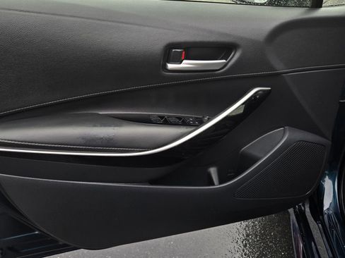 Certified 2022 Toyota Corolla XSE FWD image 8
